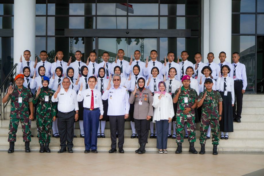 Buka Pendidikan dan Pelatihan Paskibraka Kalbar, Ini Pesan Harisson