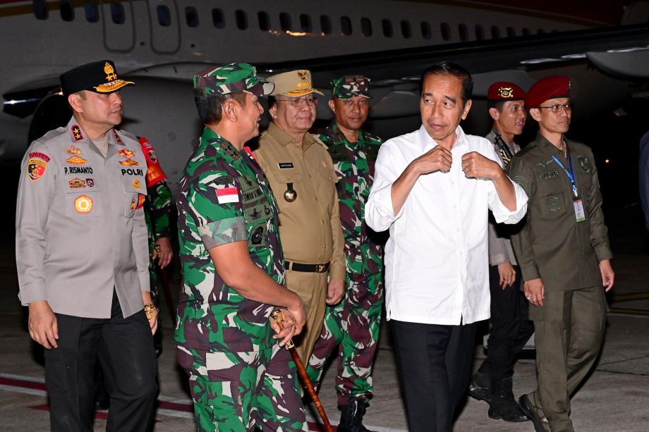 Presiden Joko Widodo Tiba di Kalbar, Disambut Pj. Gubernur Harisson